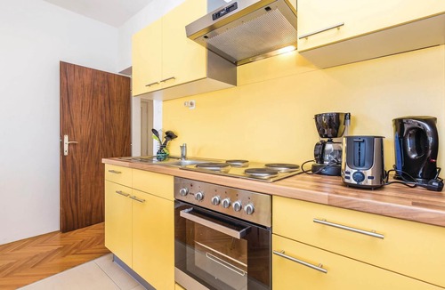 Banjol Apartment | Cozy apartment in Banjol with WiFi