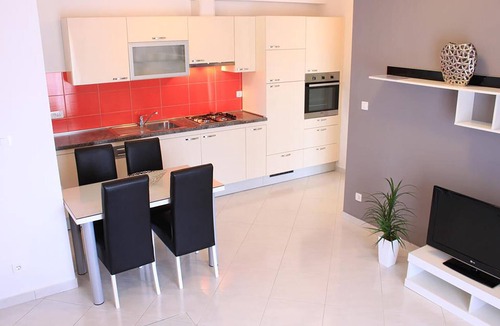 Cilipi Apartment | Cozy apartment in Cilipi with swimming pool