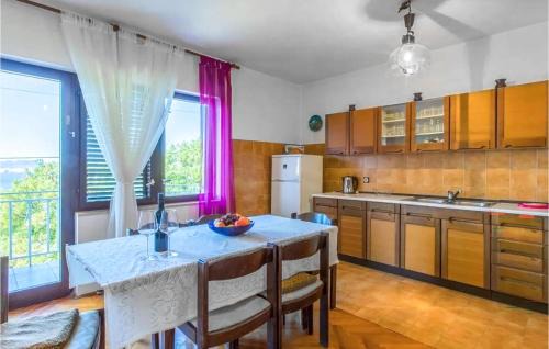 Klenovica Apartment | Cozy Apartment In Klenovica With House Sea View