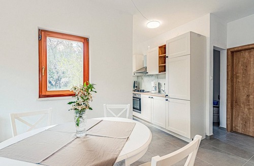 Kneza Apartment | Cozy apartment in Kneze with house sea view