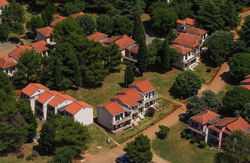 Katoro Apartment | Cozy apartment in Umag with outdoor swimming pool