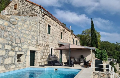 Dubrovacko Primorje House | Cozy Coastal Retreat in Dubravica