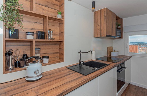 Brodarica House | Cozy home in Brodarica