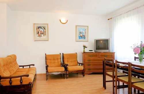 Palit Apartment | Dorka (RAB303) by Interhome