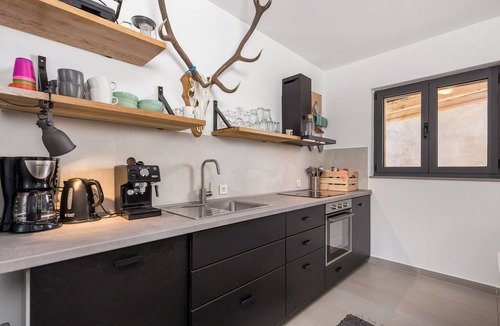 Karlobag House | Eco mountain retreat in Velebit near the sea and national parks.