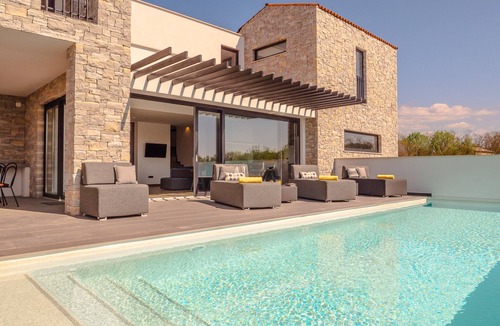 Garica Villa | Erlebe die Vielfalt