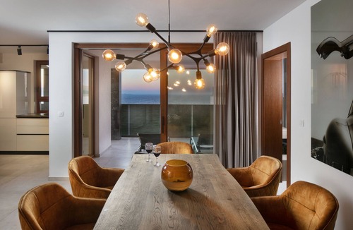 Vir Apartment | Exquisite 5-Star Luxury: Stunning 4-Bedroom Apartment with Panoramic Seaviews