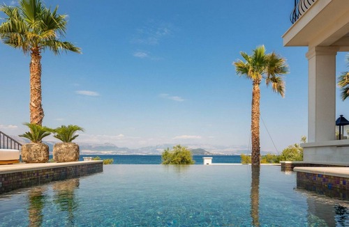 Slatine House | Ferienvilla Heaven am Strand by Interhome