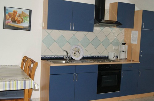 Dobropoljana Apartment | FeWo 2, mit 1. Schlafzimmer für 4. Personen mit Balkon im ersten Obergeschoss g by Interhome