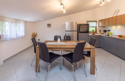 Rezanci Apartment | Gorgeous apartment in Rezanci with WiFi