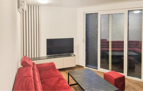 Vrboska Apartment | Gorgeous Apartment In Vrboska With House Sea View