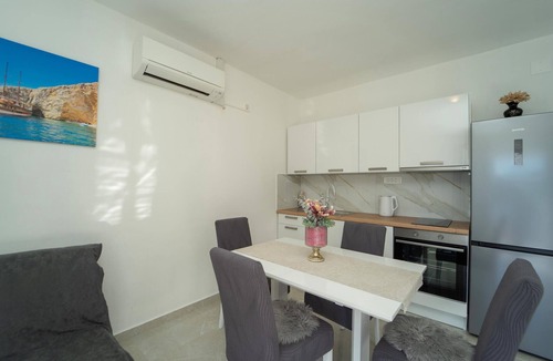 Brna House | Gorgeous home in Brna