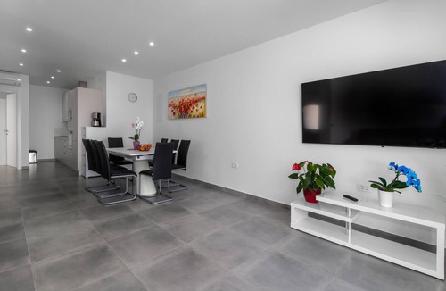 Dramalj House | Gorgeous home in Dramalj