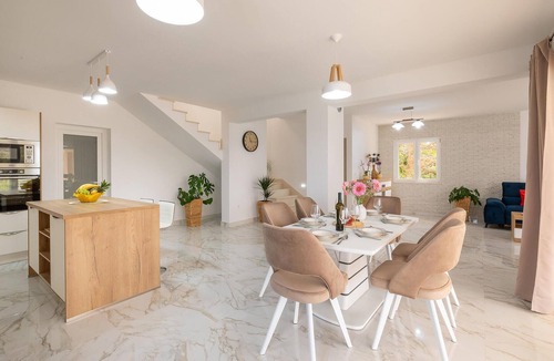 Vela Luka House | Gorgeous home in Vela Luka