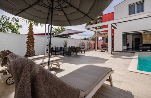 Vrsi House | Gorgeous home in Vrsi Mulo with private swimming pool, can be inside or outside