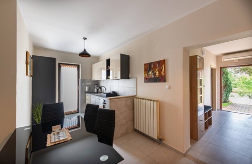 Pazin Apartment | Green Oasis with Terrace