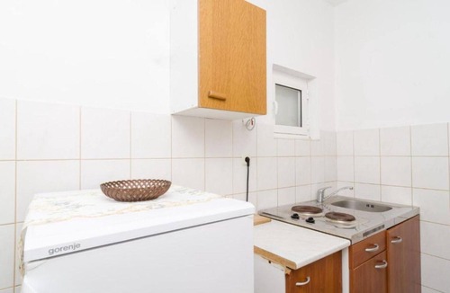 Sobra Apartment | Guest House Sobra 38 - Double Room with Private Bathroom 2