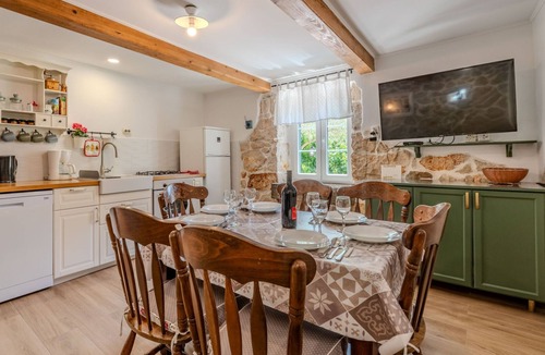 Supetarska Draga Villa | Guest House Sunset Kalla by Villas Guide