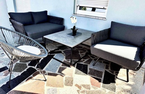 Krusevo Apartment | Holiday apartment with terrace and sea view