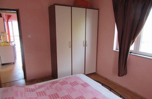 Razanac Apartment | Holiday apartment 100 m from the Adriatic Sea