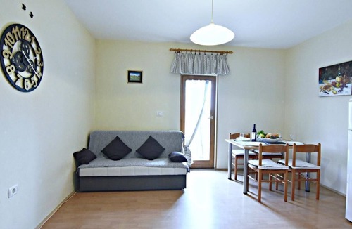 Savudrija Apartment | Holiday Apartment in Savudrija with Private Parking and Magnificent View