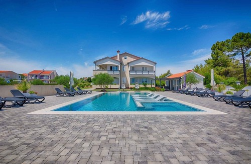 Vir Apartment | Holiday apartment Luxury with pool, quiet location, lake view for 6 people