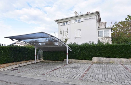 Zambratija Apartment | Holiday apartment near the beach with barbecue.