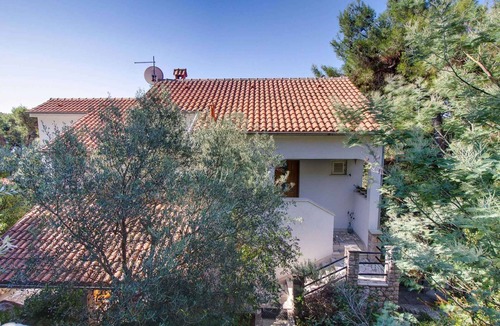 Cove Murtar Apartment | Holiday apartment with air conditioning