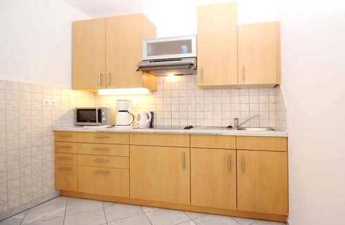 Baska Apartment | Holiday apartment with air conditioning