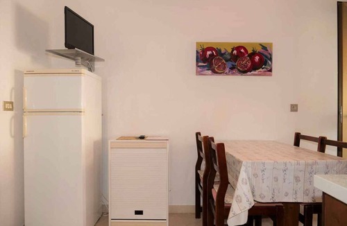 Krizine Apartment | Holiday apartment with air conditioning and sea view