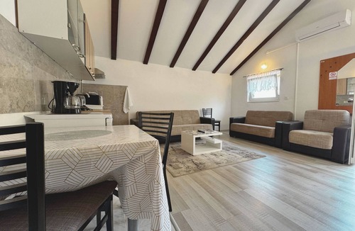 Katoro Apartment | Holiday apartment with one bedroom, near the beach - Amore 1