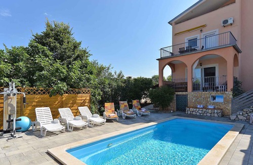 Fazana Apartment | Holiday apartment with Pool and Internet