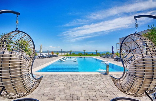 Vir Apartment | Holiday apartment with pool, lake view, quiet location for 4 people