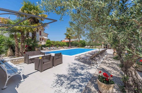 Mali Maj Apartment | Holiday apartment with swimming pool