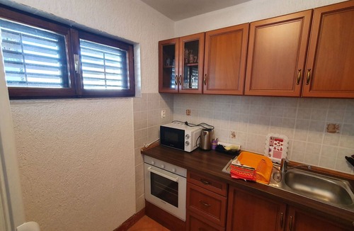 Cerovlje Apartment | Holiday flat with panoramic view and barbecue on the terrace