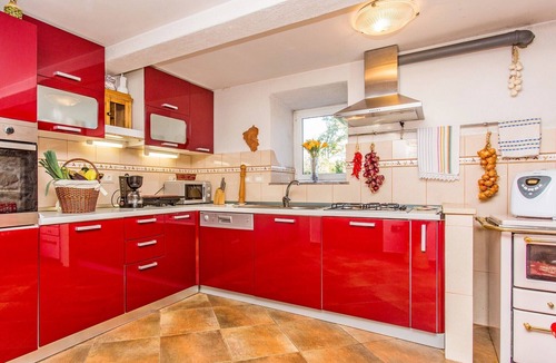 Kras House | Holiday home Igor, (15927), Kras, hr