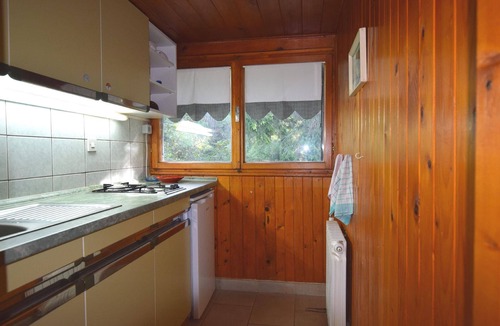 Vrbovsko House | Holiday home with terrace, grill and garden