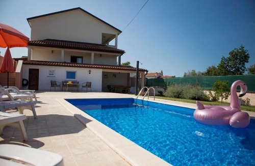 Burici House | Holiday house Kanfanar for 6 persons with 3 bedrooms - Holiday house