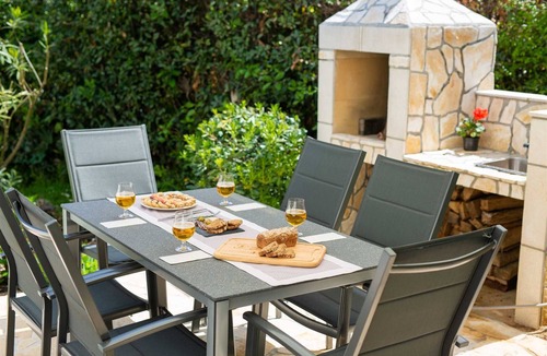 Malinska Villa | Holiday House Memento