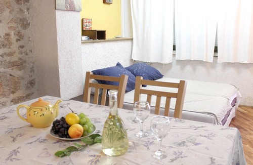 Betina Apartment | Homerez - 60m from the beach! Studio for 4 people. with terrace in Betina