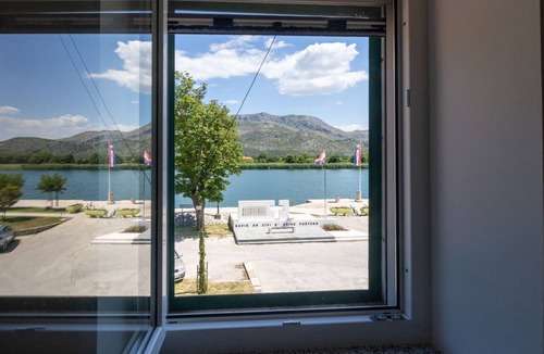 Opuzen Villa | House Antonia by Villas Guide