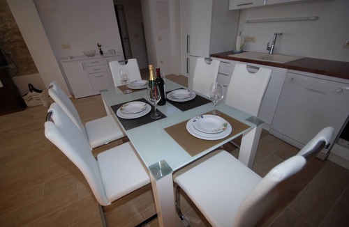 Zaostrog Apartment | If you want to be near the beach, you're there - Apartment Casablanca