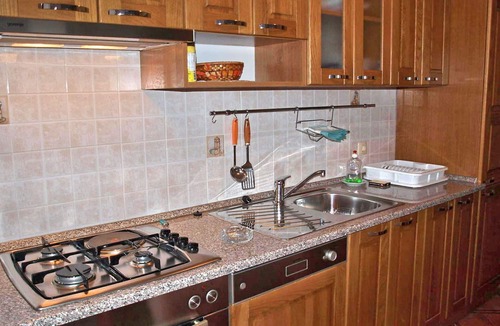Orasac Apartment | Lovely apartment for 4 people with A/C, pool, WIFI, TV, patio and parking