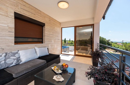 Korlat Apartment | Lovely apartment in Korlat with WiFi