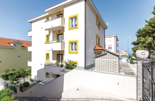 Zelenka Apartment | Lovely apartment in Makarska with WiFi