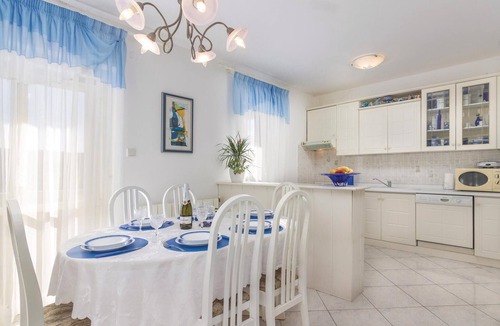 Rabac Apartment | Lovely apartment in Rabac with house sea view