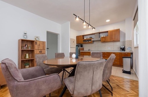 Betina House | Lovely home in Betina