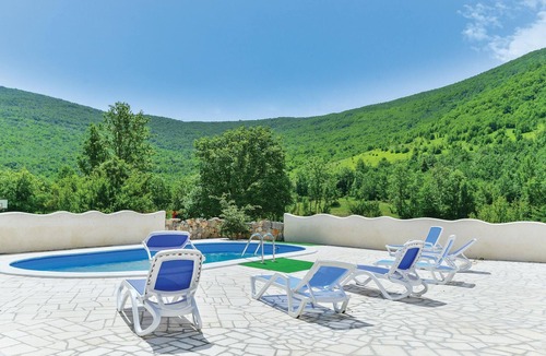 Gracac House | Lovely home in Gospic