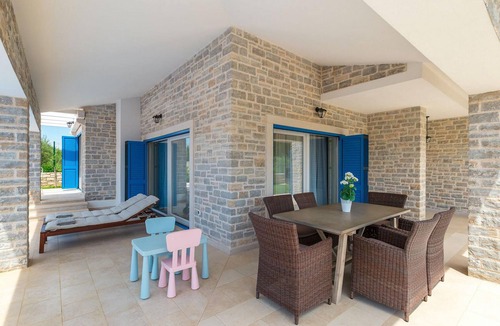 Vabriga House | Lovely home in Porec with sauna