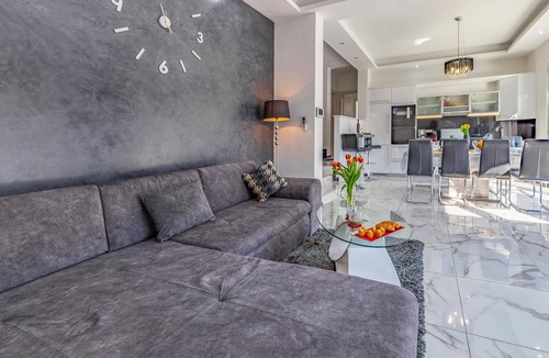 Stinjan House | Lovely home in Pula with sauna